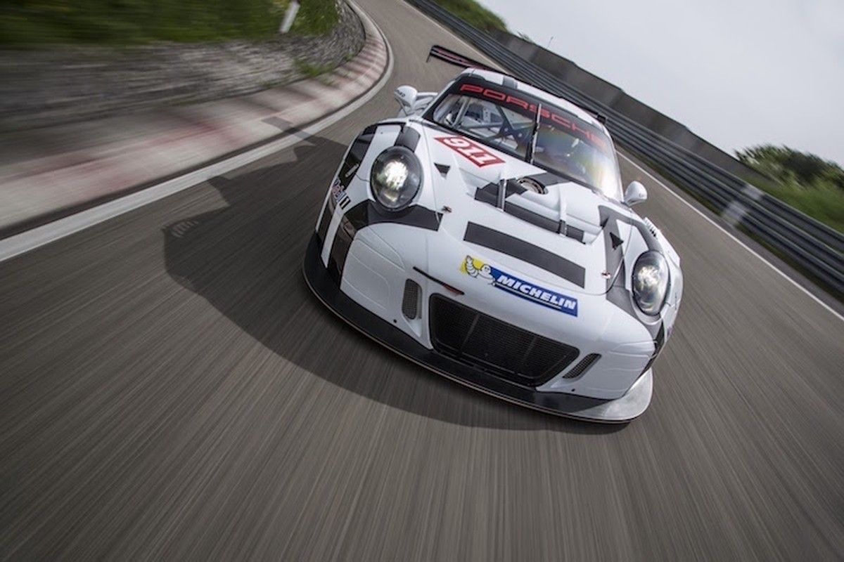 Ngam sieu xe Porsche 911 GT3 R truoc gio “chien dau“-Hinh-5